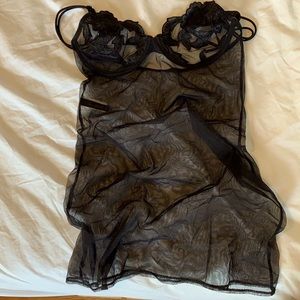 Black embroidered Italian chemise with underwire